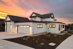 371 NW Crosby Dr, Bend, OR 97703 - Photo 9