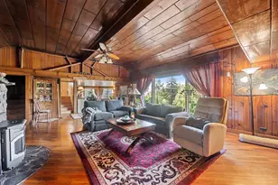 1049 Lakeshore Dr, Klamath Falls, OR 97601 - Photo 9