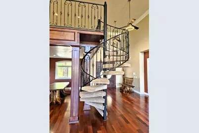 2054 Jaynes Drive, Grants Pass, OR 97527 - Photo 9