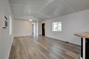 3555 S Pacific Hwy, Medford, OR 97501 - Photo 5