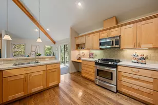 3013 NW Melville Dr, Bend, OR 97703 - Photo 15