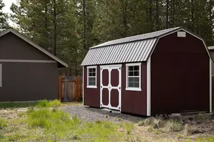 55659 Swan Rd, Bend, OR 97707 - Photo 25