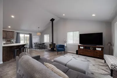 55659 Swan Road, Bend, OR 97707 - Photo 3