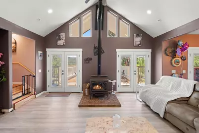 5619 Butte Falls Highway, Eagle Point, OR 97524 - Photo 9