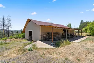 5619 Butte Falls Hwy, Eagle Point, OR 97524 - Photo 57