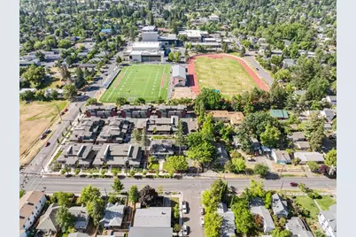 1040 E Main Street, Ashland, OR 97520 - Photo 23