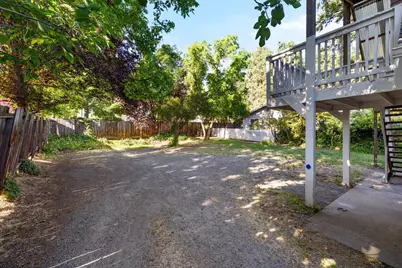 1040 E Main Street, Ashland, OR 97520 - Photo 31