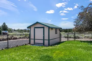 13942 SW Peninsula Dr, Terrebonne, OR 97760 - Photo 41