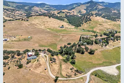 2345 Old Greensprings Highway, Ashland, OR 97520 - Photo 11