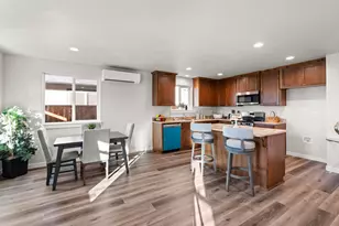 4730 Gebhard Rd, Central Point, OR 97502 - Photo 5