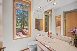 18160 Mt Baker Ln, Sunriver, OR 97707 - Photo 43