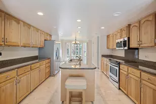 970 Wards Creek Rd, Rogue River, OR 97537 - Photo 9