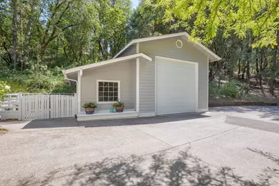 970 Wards Creek Road, Rogue River, OR 97537 - Photo 3