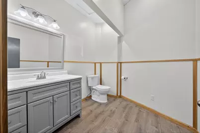 25 N Main Street #B, Ashland, OR 97520 - Photo 11