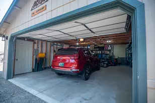 56304 Bufflehead Rd, Bend, OR 97707 - Photo 41