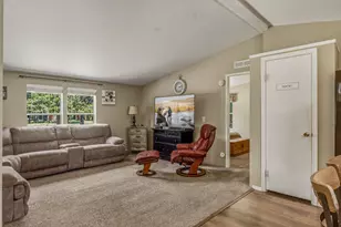 56304 Bufflehead Rd, Bend, OR 97707 - Photo 55