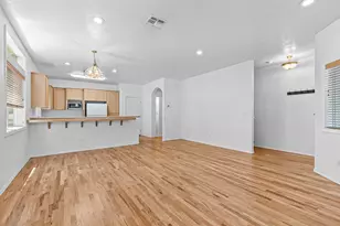 411 N Mountain Ave, Ashland, OR 97520 - Photo 3