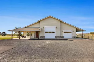 3760 SW Hwy 97, Madras, OR 97741 - Photo 3