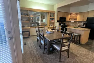 1987 Redtail Hawk Dr, Redmond, OR 97756 - Photo 17