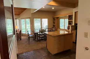 1987 Redtail Hawk Dr, Redmond, OR 97756 - Photo 5