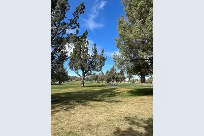 1987 Redtail Hawk Drive #RV16C, Redmond, OR 97756 - Photo 25