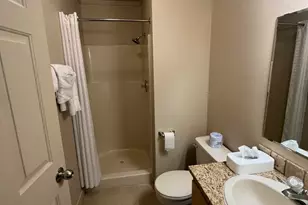 1987 Redtail Hawk Dr, Redmond, OR 97756 - Photo 11