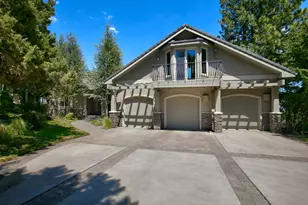 1166 NW Redfield Cir, Bend, OR 97703 - Photo 7