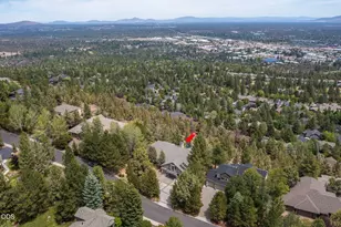 1166 NW Redfield Cir, Bend, OR 97703 - Photo 55