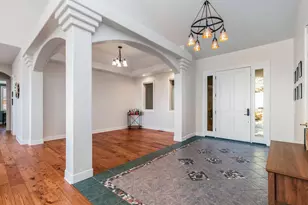 1166 NW Redfield Cir, Bend, OR 97703 - Photo 19