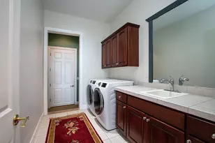 1166 NW Redfield Cir, Bend, OR 97703 - Photo 27