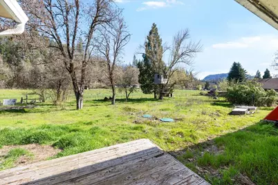 26877 Highway 62, Trail, OR 97541 - Photo 17