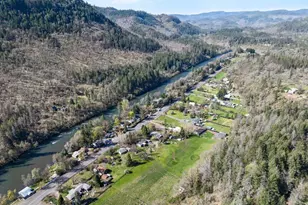 26877 Hwy 62, Trail, OR 97541 - Photo 23