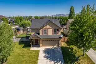 805 NE Redwood Ave, Redmond, OR 97756 - Photo 25