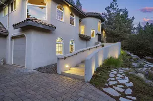 2279 NW Putnam Rd, Bend, OR 97703 - Photo 3