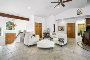 2279 NW Putnam Rd, Bend, OR 97703 - Photo 17