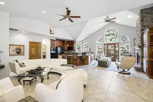 2279 NW Putnam Rd, Bend, OR 97703 - Photo 15