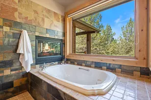 16921 Lady Caroline Dr, Sisters, OR 97759 - Photo 33