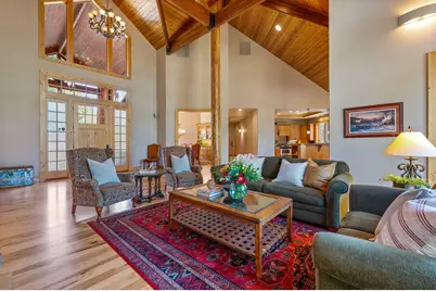 16921 Lady Caroline Drive, Sisters, OR 97759 - Photo 13