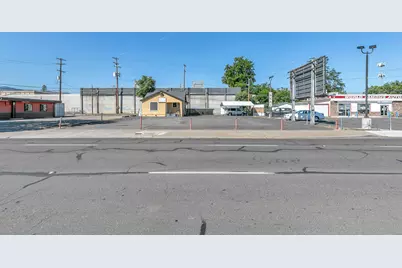 420 S Central Avenue, Medford, OR 97501 - Photo 5