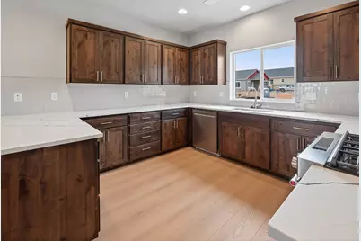 4082 SW 38th Place #Lot 41, Redmond, OR 97756 - Photo 9