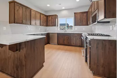 4082 SW 38th Place #Lot 41, Redmond, OR 97756 - Photo 5