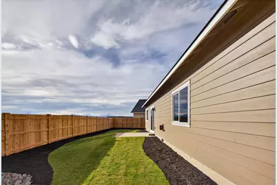 4082 SW 38th Place #Lot 41, Redmond, OR 97756 - Photo 31
