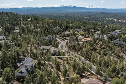 3341 NW Panorama Drive, Bend, OR 97703 - Photo 19