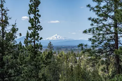 3341 NW Panorama Drive, Bend, OR 97703 - Photo 17