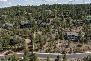 3341 NW Panorama Dr, Bend, OR 97703 - Photo 23