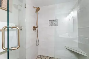 56856 Enterprise Dr, Sunriver, OR 97707 - Photo 13