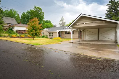 1864 E Lowell Street, Klamath Falls, OR 97601 - Photo 1