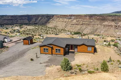 14007 SW Peninsula Drive, Terrebonne, OR 97760 - Photo 1