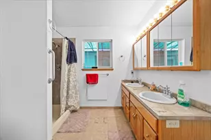 550 Bolt Mountain Rd, Grants Pass, OR 97527 - Photo 21