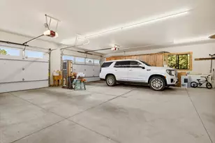 7215 NE 33rd St, Redmond, OR 97756 - Photo 53